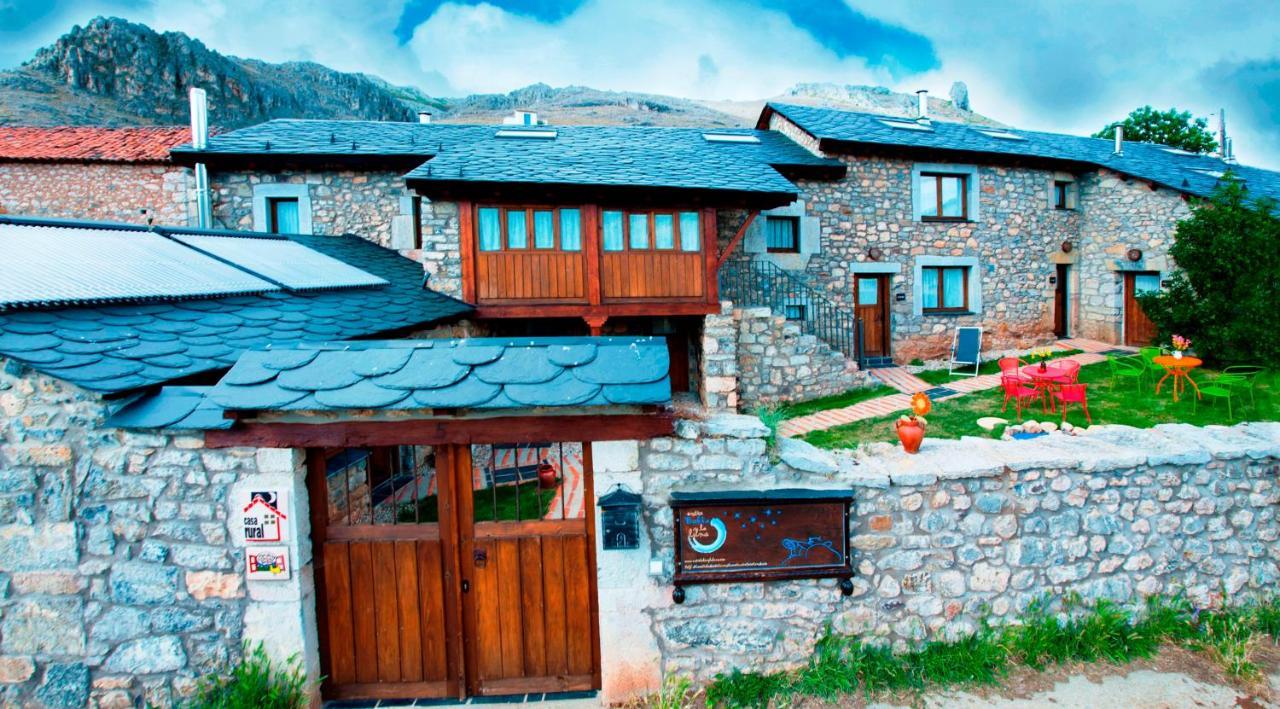 Casas Rurales Entre Babia Y La Luna Villafeliz Exterior foto